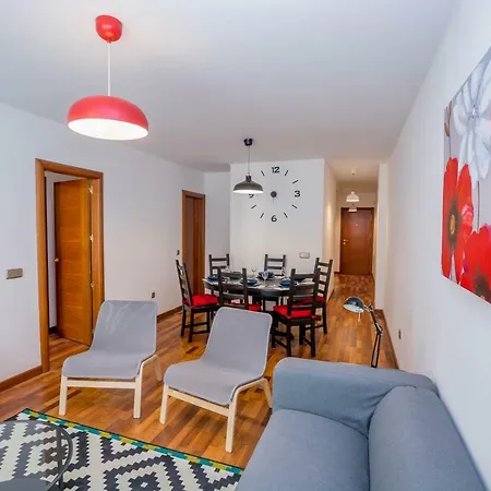 Casa Triana بيت للعطل *